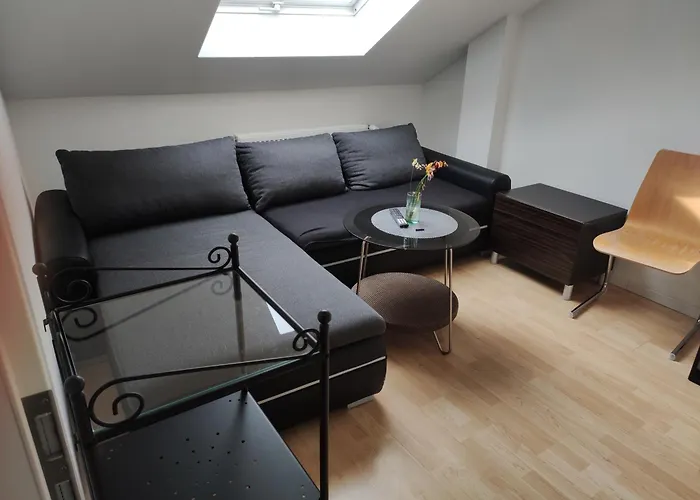 Du Lys Monchengladbach